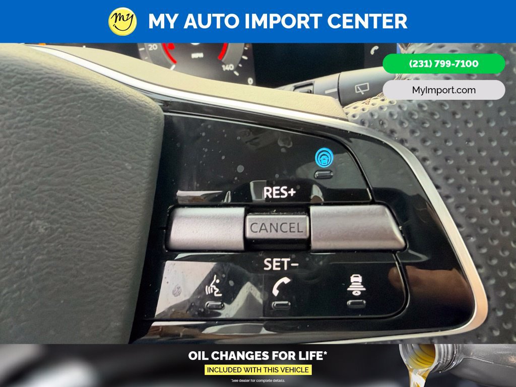 Used 2024 Nissan Ariya AWD image 17