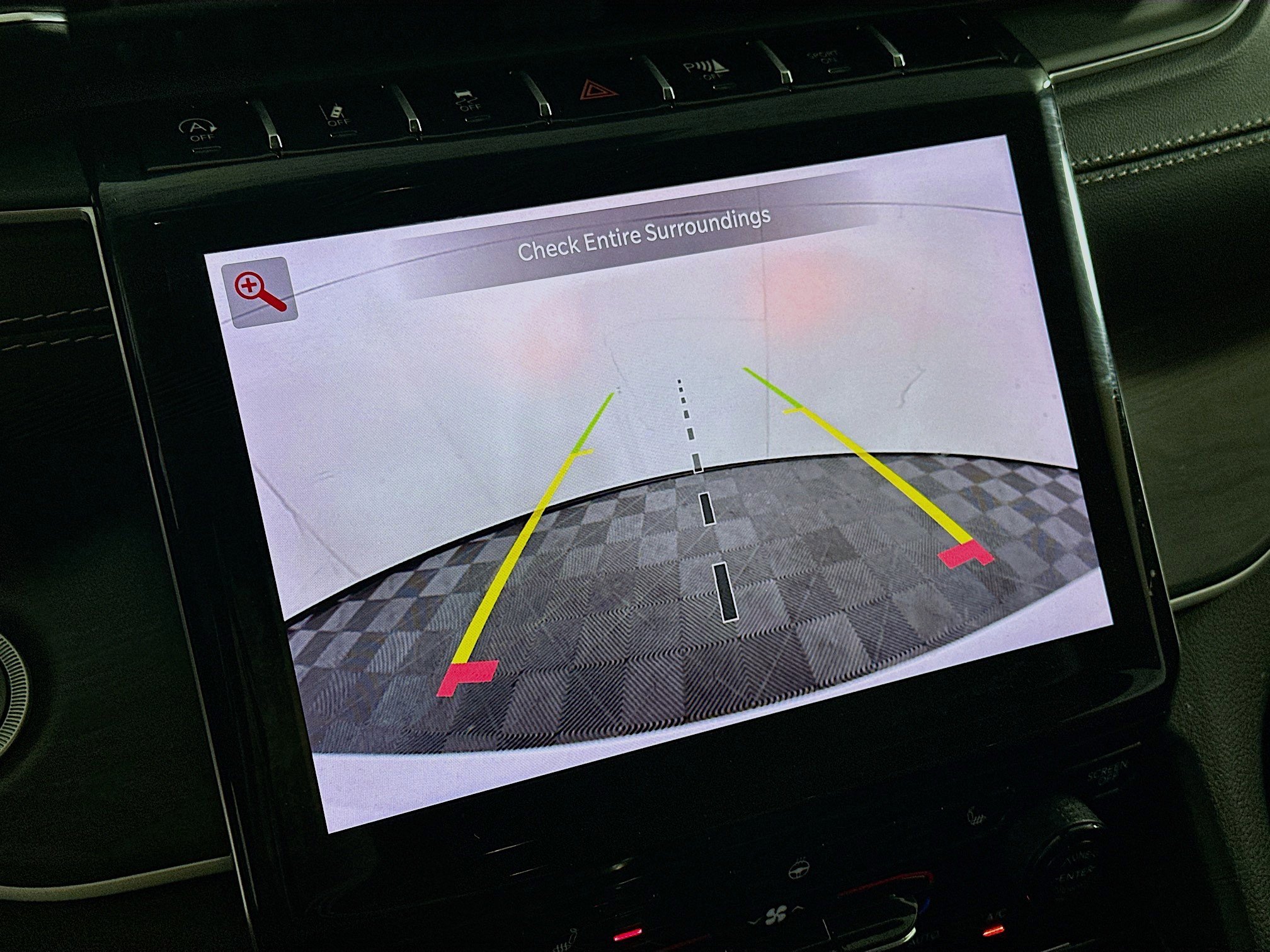 Used 2023 Jeep Grand Cherokee Limited image 23