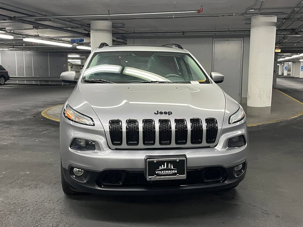 Used 2015 Jeep Cherokee Latitude w/ Comfort/Convenience Group AWD/4WD image 30