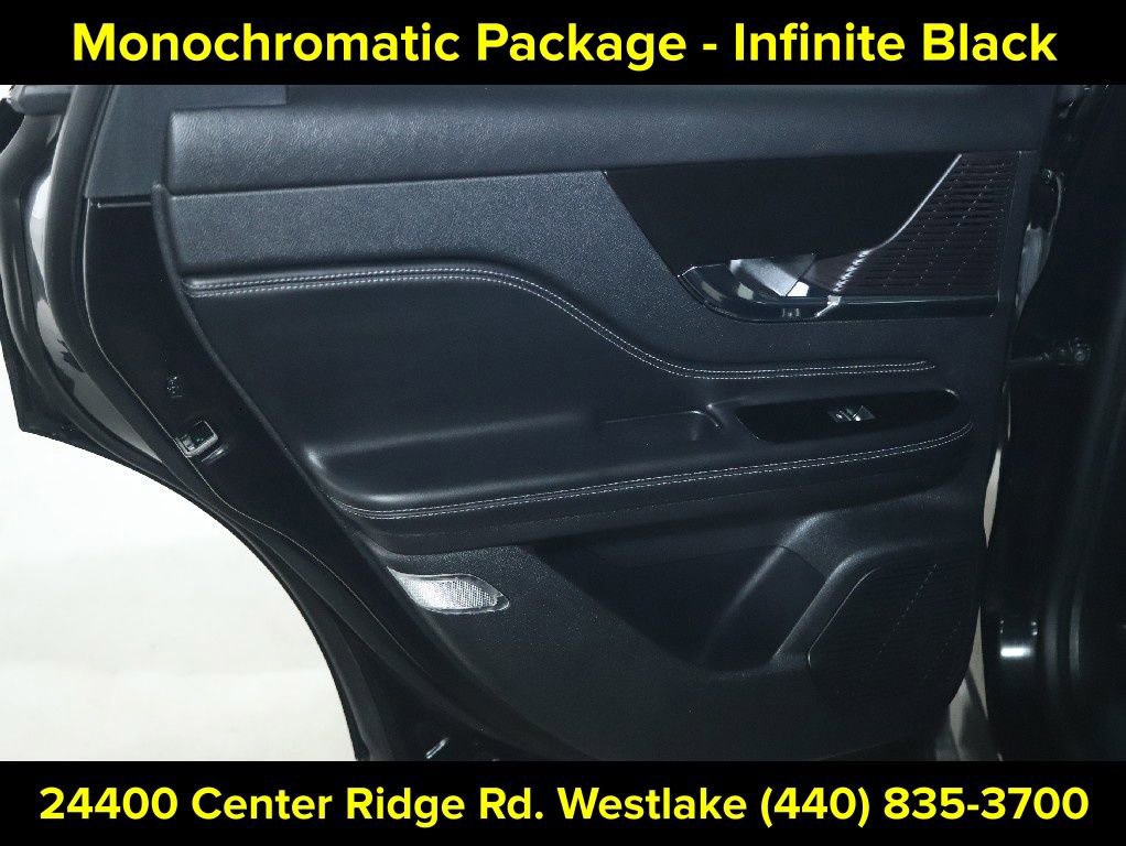 Used 2022 Lincoln Corsair Reserve image 13