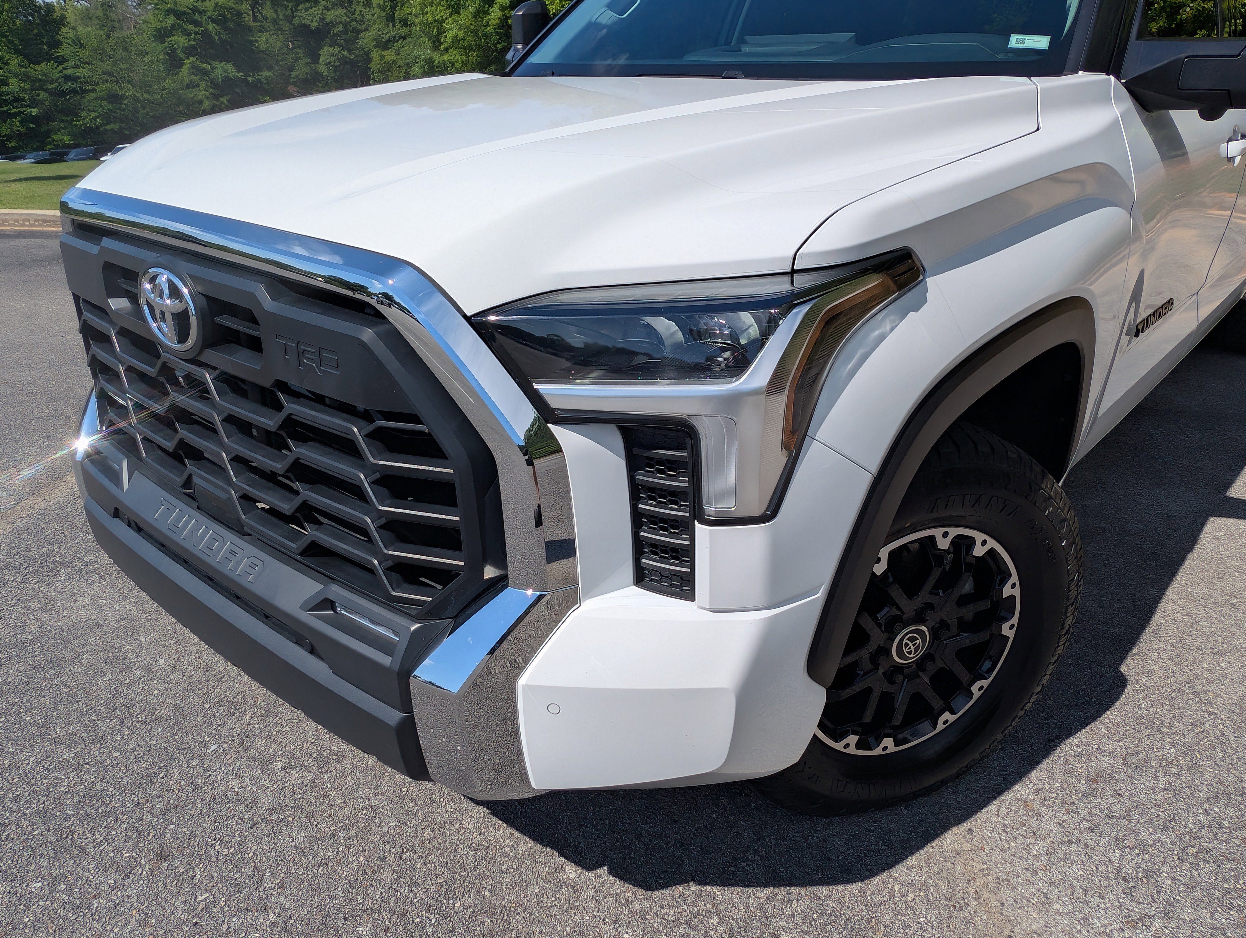 Used 2023 Toyota Tundra SR5 w/ TRD Off-Road Premium Package AWD/4WD image 13