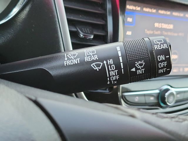 Used 2021 Chevrolet Trax LT w/ Driver Confidence Package image 14