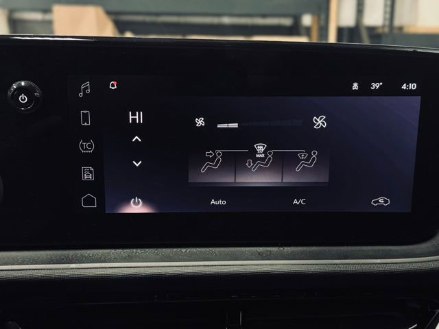 Used 2025 Buick Envista Sport Touring image 33