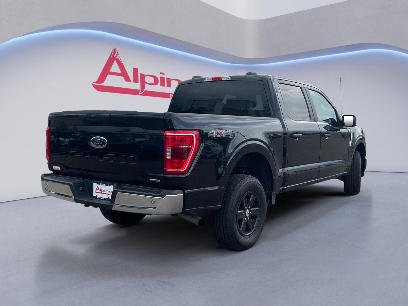 Used 2023 Ford F150 XLT AWD/4WD image 5