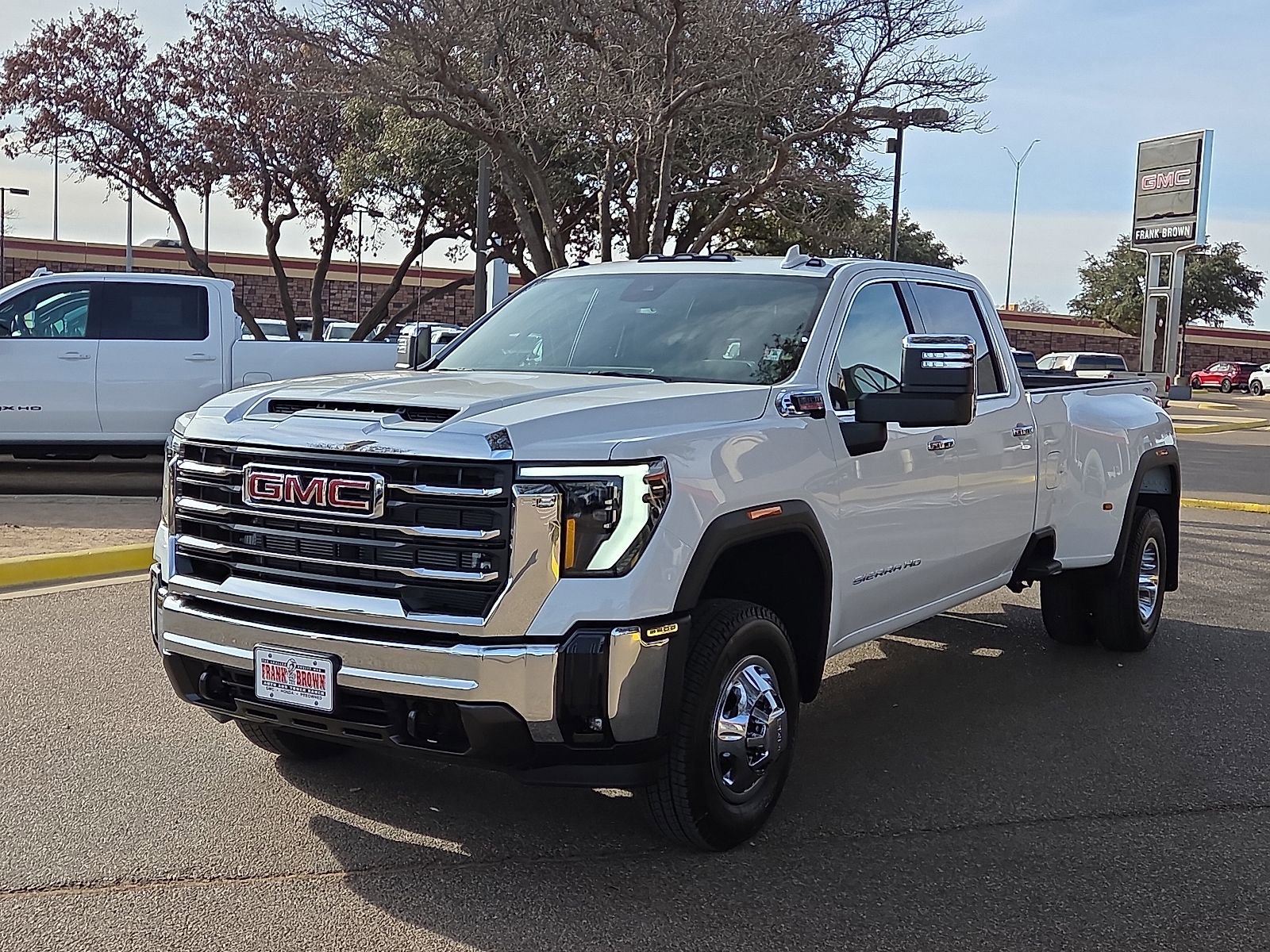 New 2026 GMC Sierra 3500 SLT w/ SLT Convenience Package