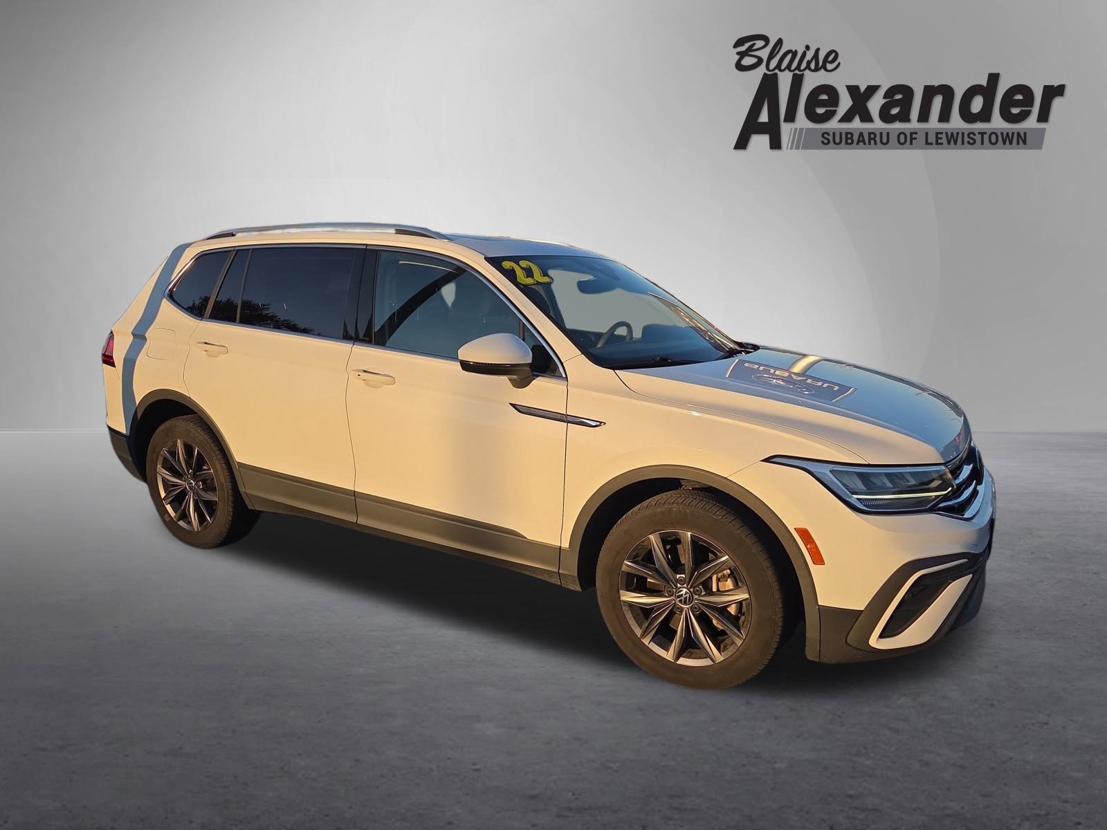 Used 2022 Volkswagen Tiguan SE