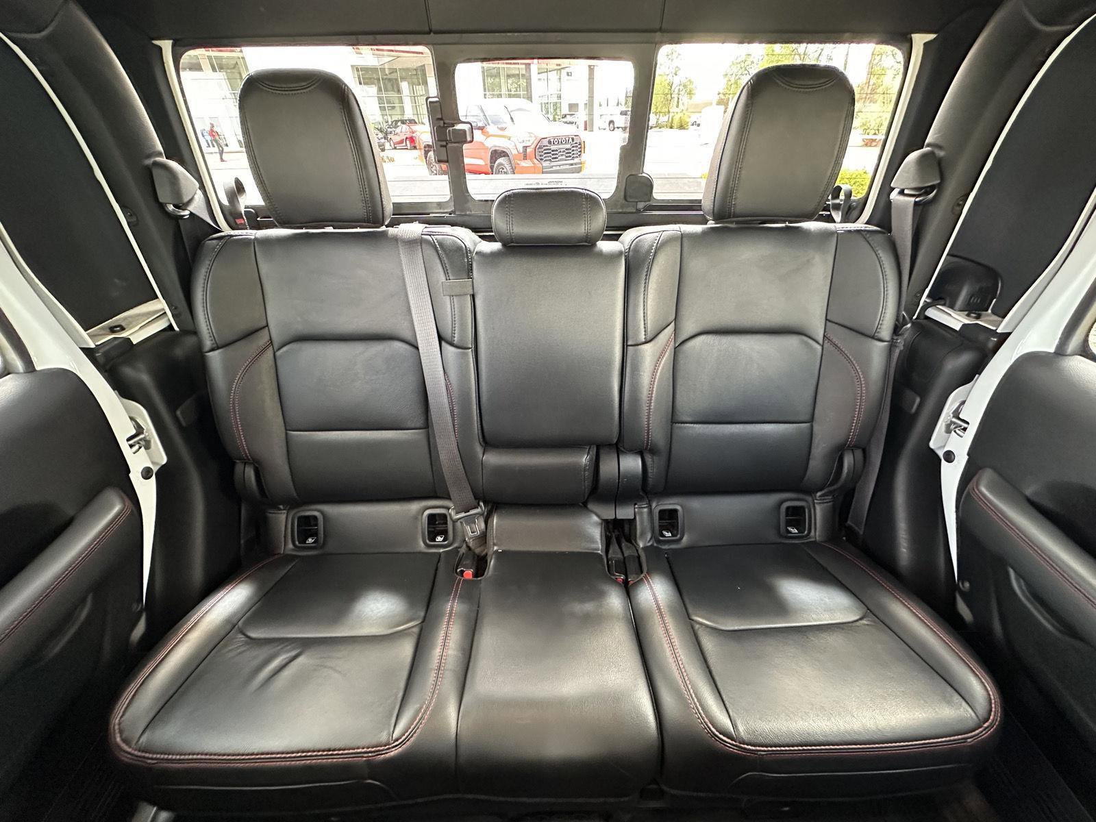 Used 2020 Jeep Gladiator Rubicon AWD/4WD image 24