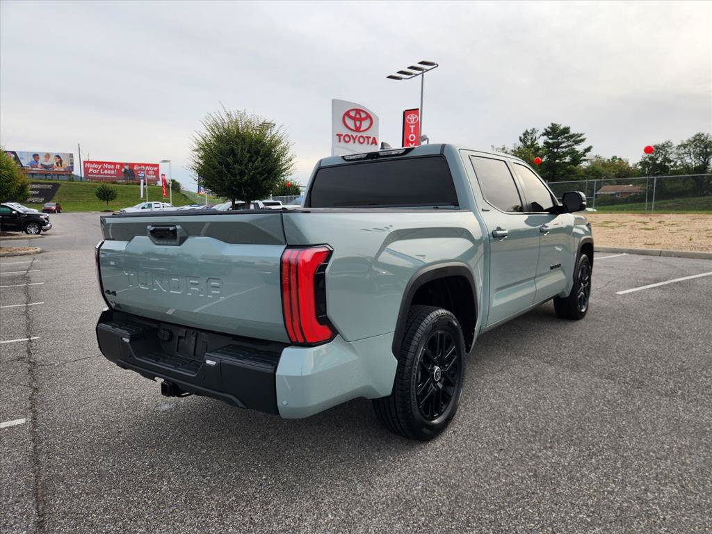 Used 2024 Toyota Tundra Limited AWD/4WD image 4