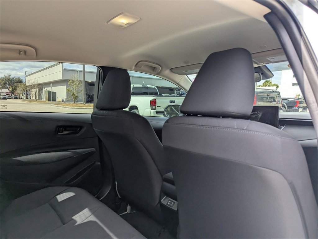 Used 2025 Toyota Corolla LE image 16