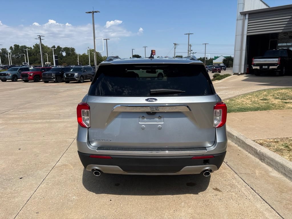 Used 2023 Ford Explorer Limited RWD image 4