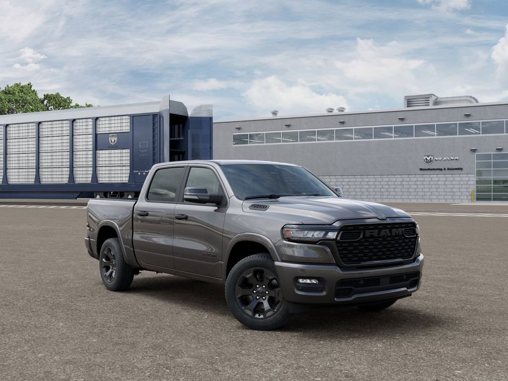 New 2026 RAM 1500 4x4 Crew Cab image 5