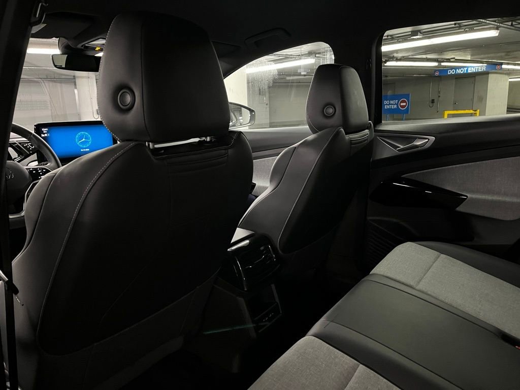 Used 2023 Volkswagen ID.4 Pro AWD/4WD image 21