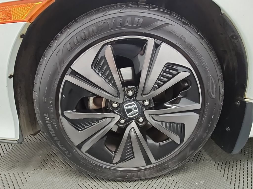 Used 2017 Honda Civic EX-L image 43