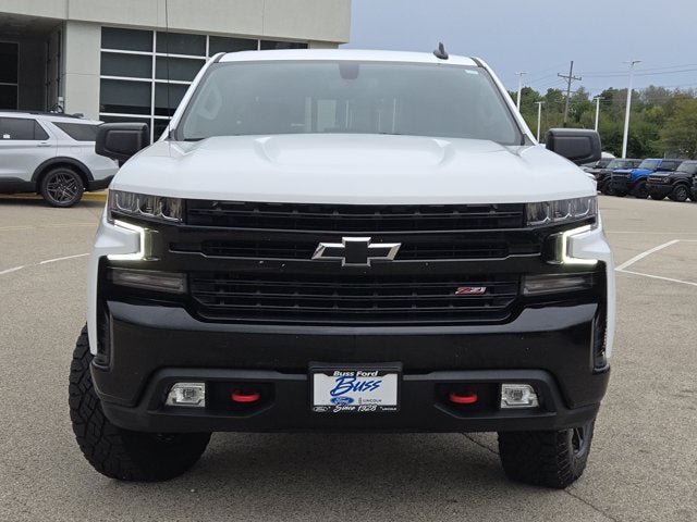 Used 2021 Chevrolet Silverado 1500 LT Trail Boss w/ Convenience Package II AWD/4WD image 2