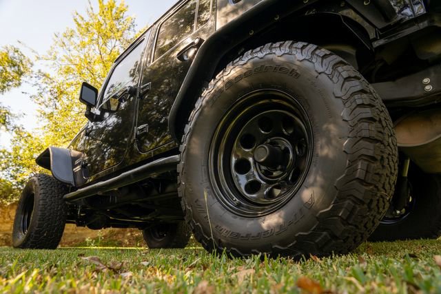 Used 2011 Jeep Wrangler Unlimited Sport image 14