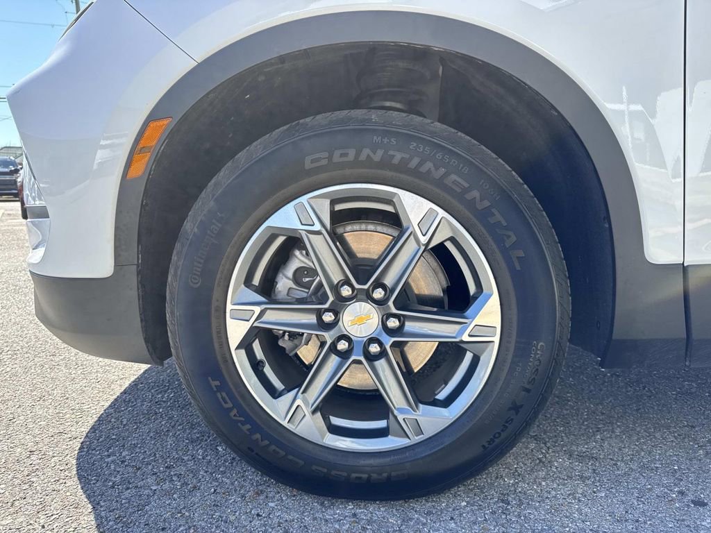 Certified 2025 Chevrolet Blazer LT image 5