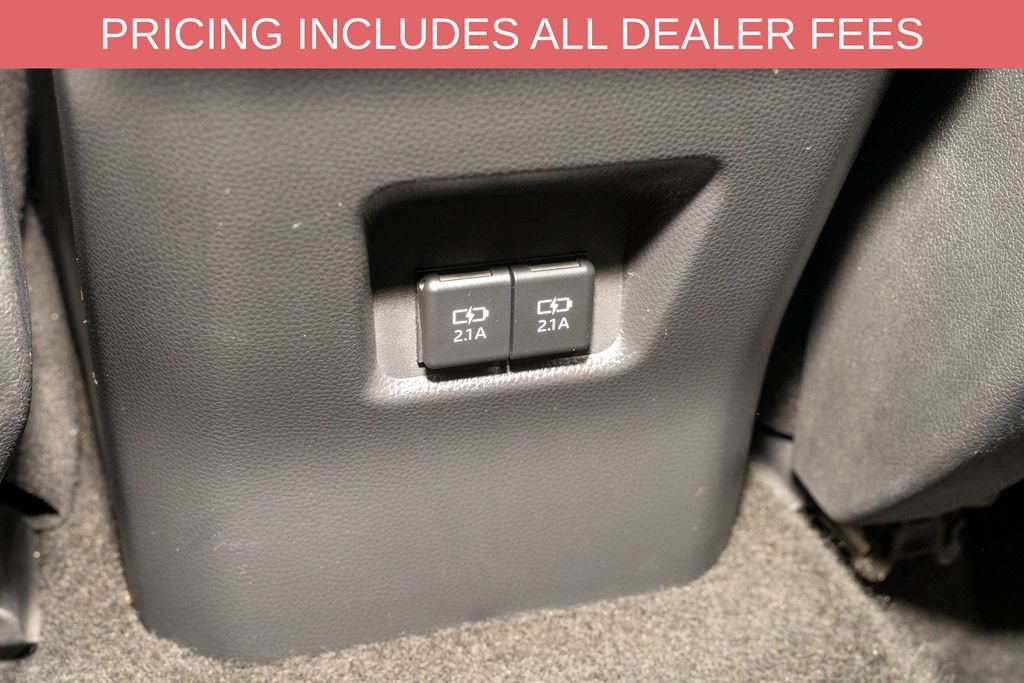 Used 2021 Toyota RAV4 Limited AWD/4WD image 8