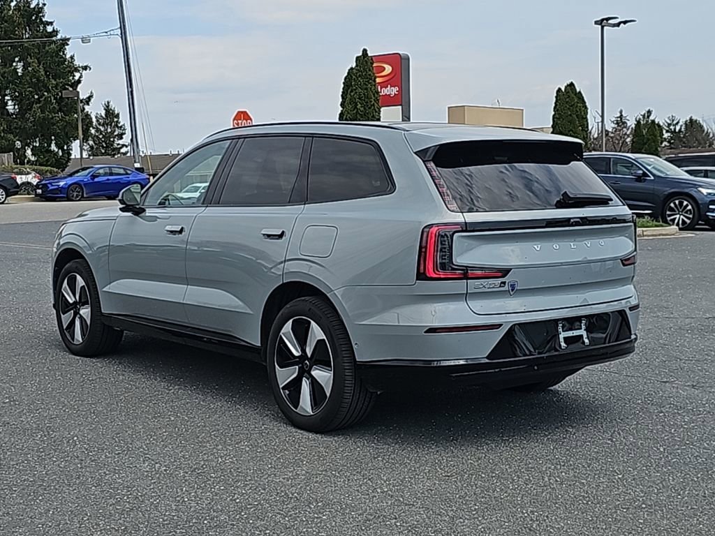 Used 2025 Volvo EX90 Plus image 8