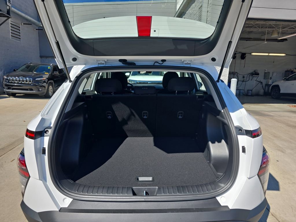 New 2026 Hyundai Kona SE FWD image 13