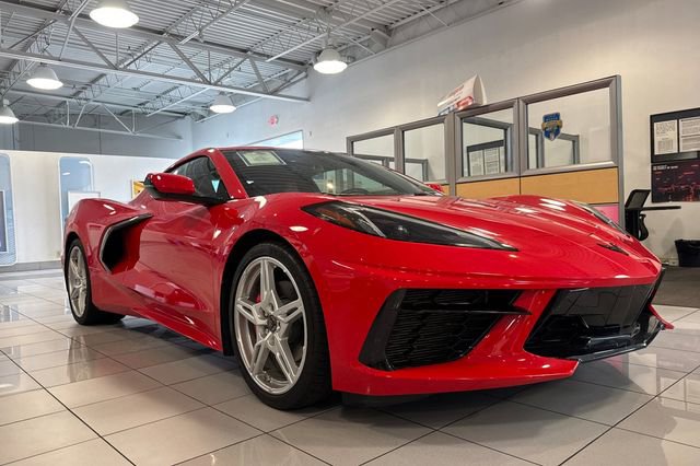 Used 2023 Chevrolet Corvette Stingray Coupe w/ 1LT RWD image 2