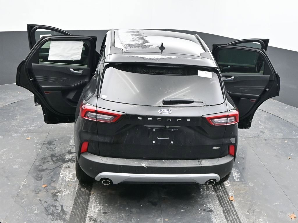 New 2026 Ford Escape SE image 64