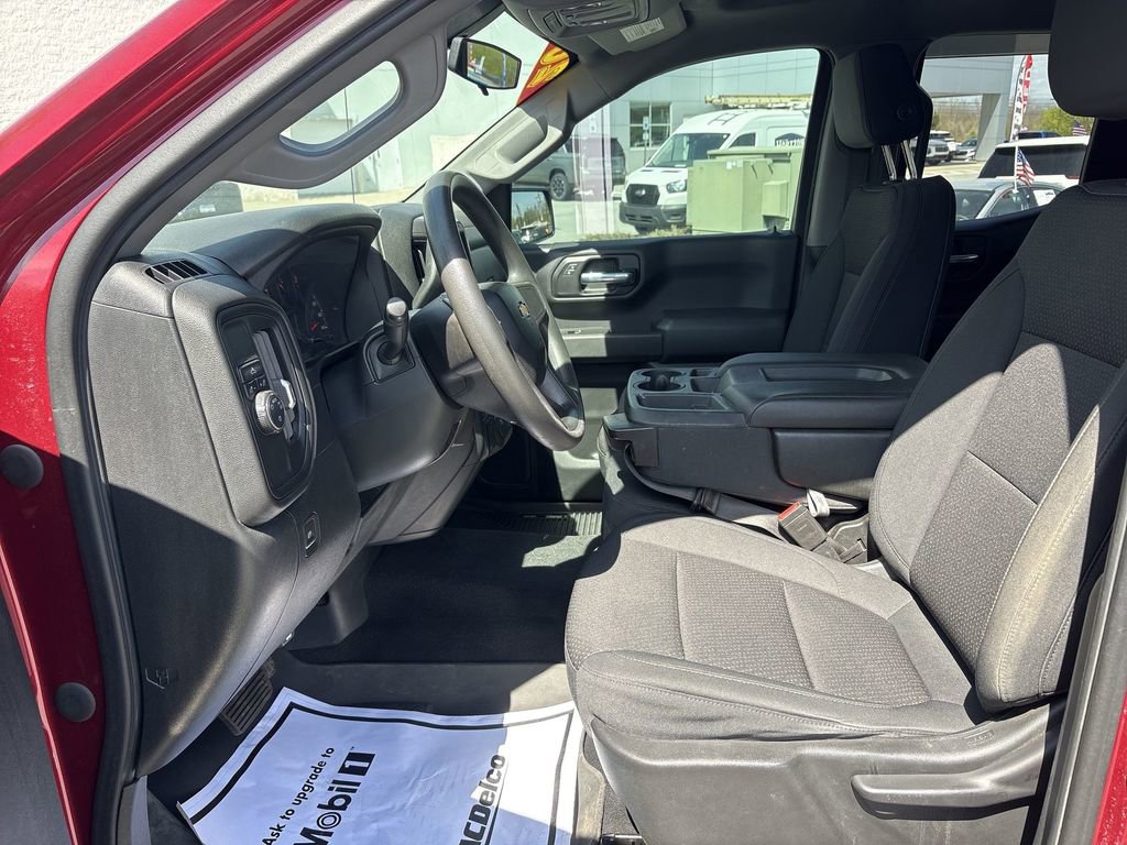 Used 2020 Chevrolet Silverado 1500 Custom w/ Custom Value Package image 19