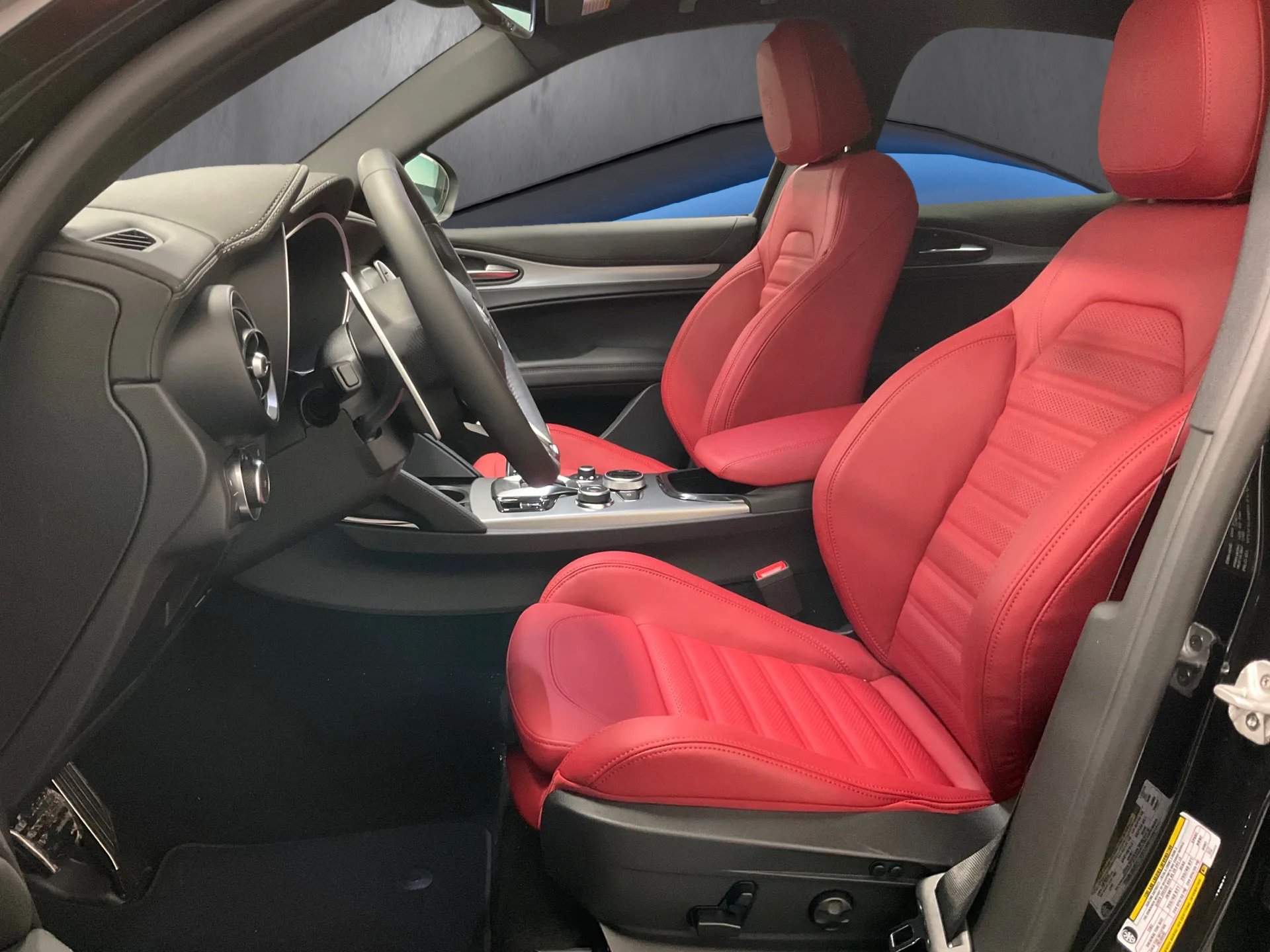 New 2026 Alfa Romeo Stelvio Sprint image 4