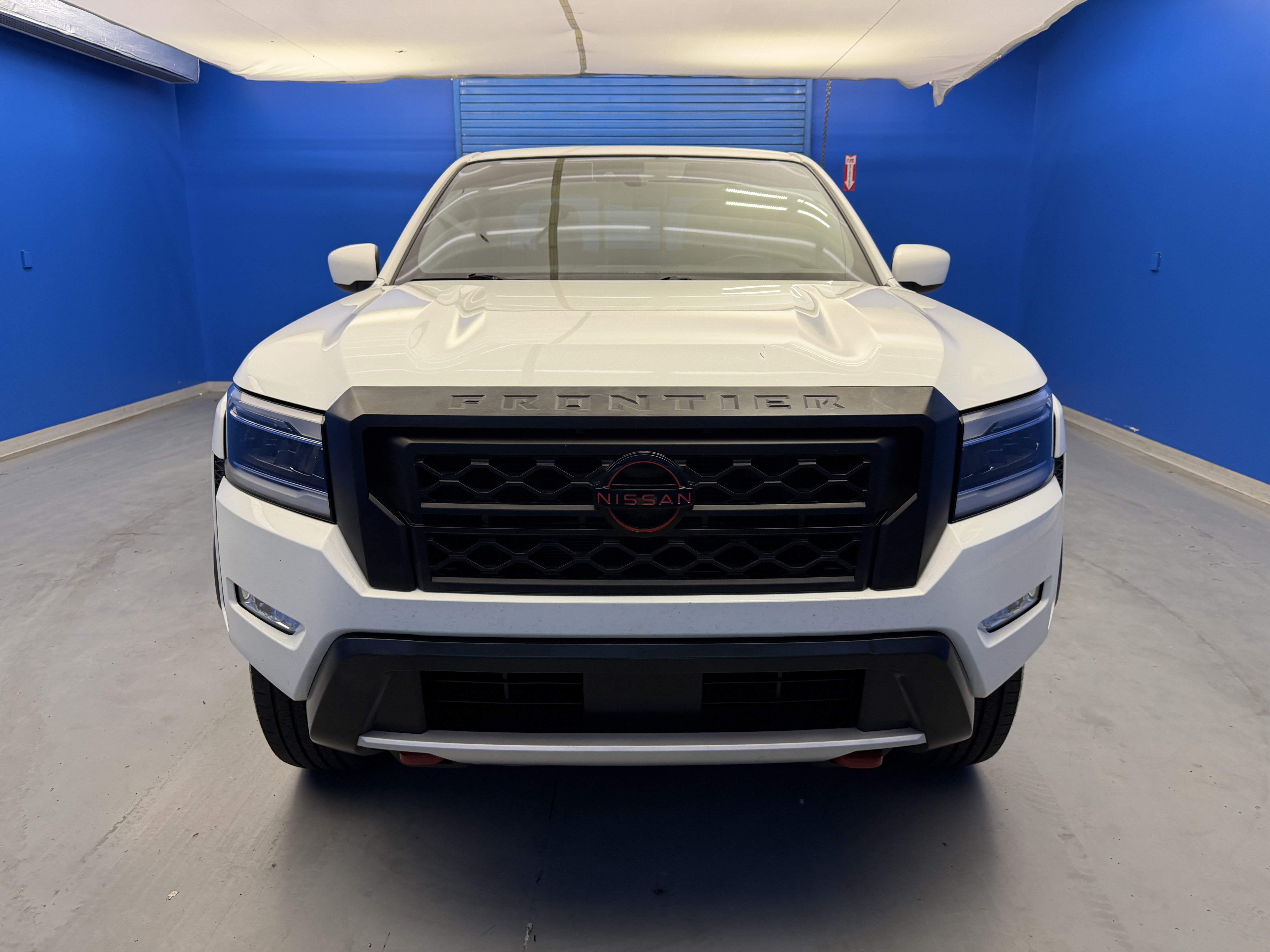 Used 2022 Nissan Frontier PRO-4X w/ Off-Road Protection Package AWD/4WD image 3