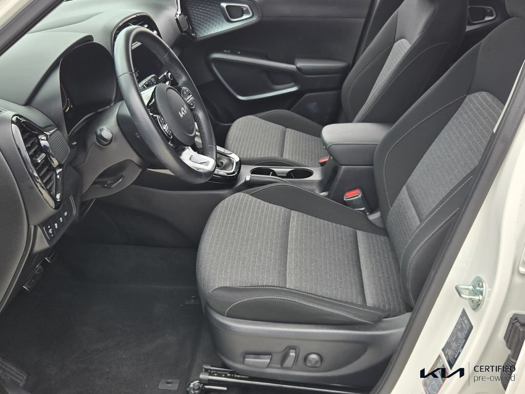 Certified 2024 Kia Soul EX FWD image 10