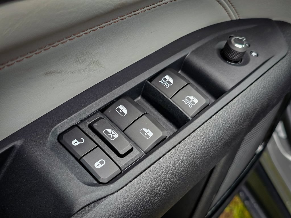 New 2026 Jeep Compass Limited AWD/4WD image 10
