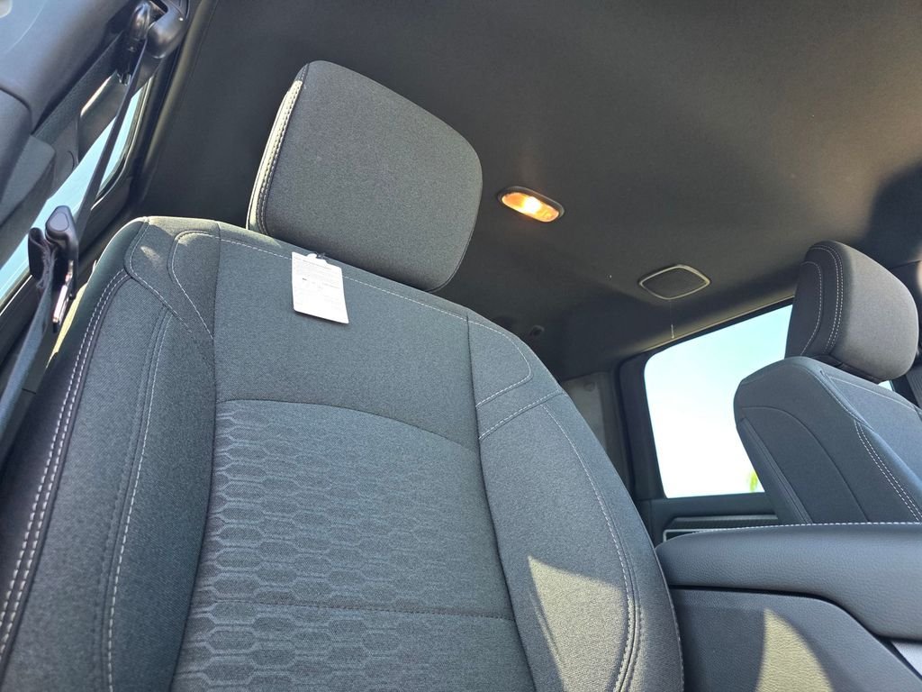 New 2026 RAM 2500 Big Horn AWD/4WD image 14
