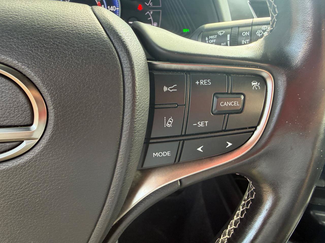 Used 2021 Lexus UX 200 w/ Accessory Package (A2) FWD image 30