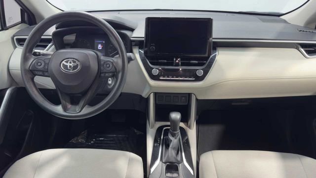 Used 2023 Toyota Corolla Cross L AWD/4WD image 15