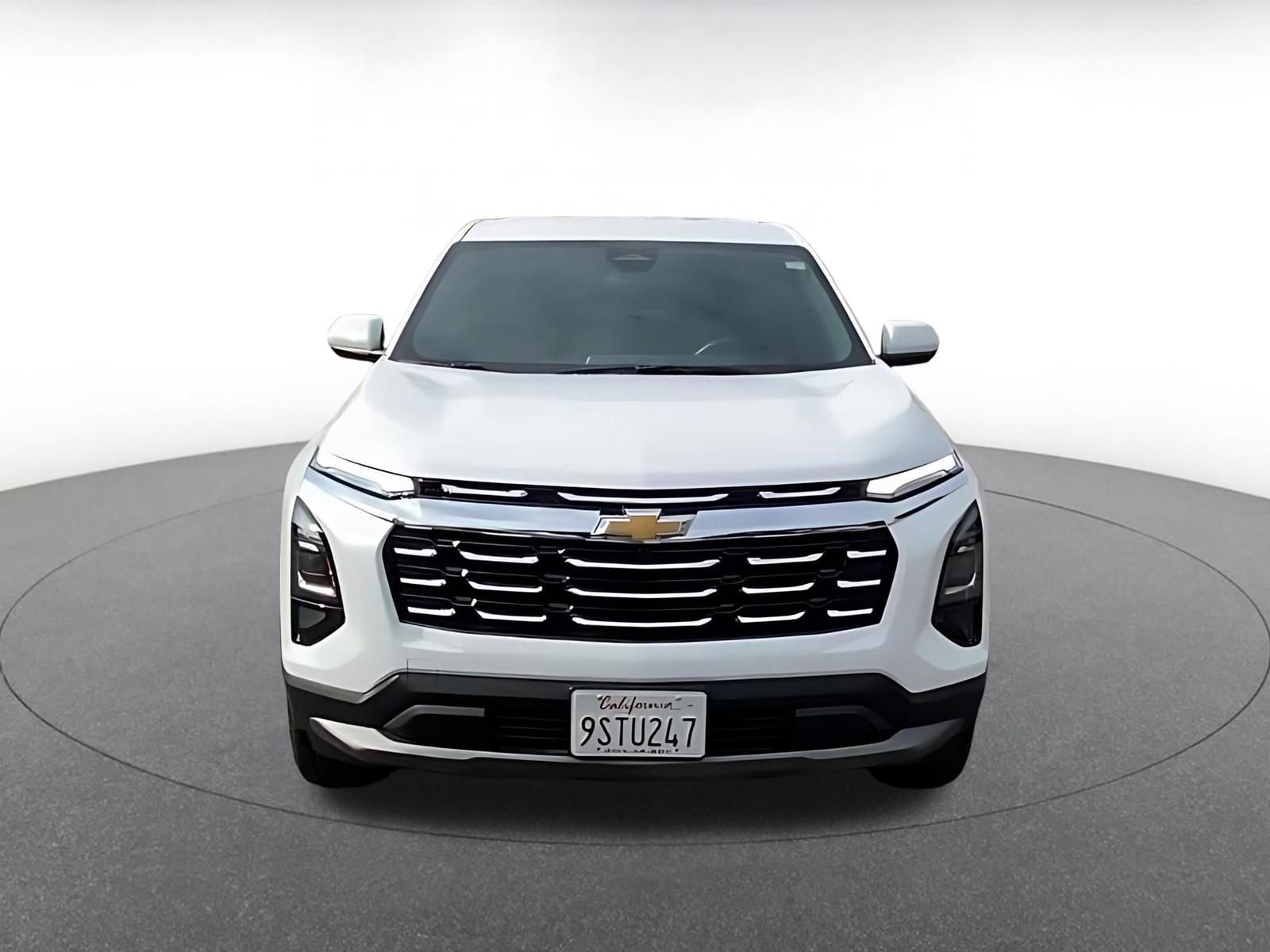 Used 2025 Chevrolet Equinox LT image 4