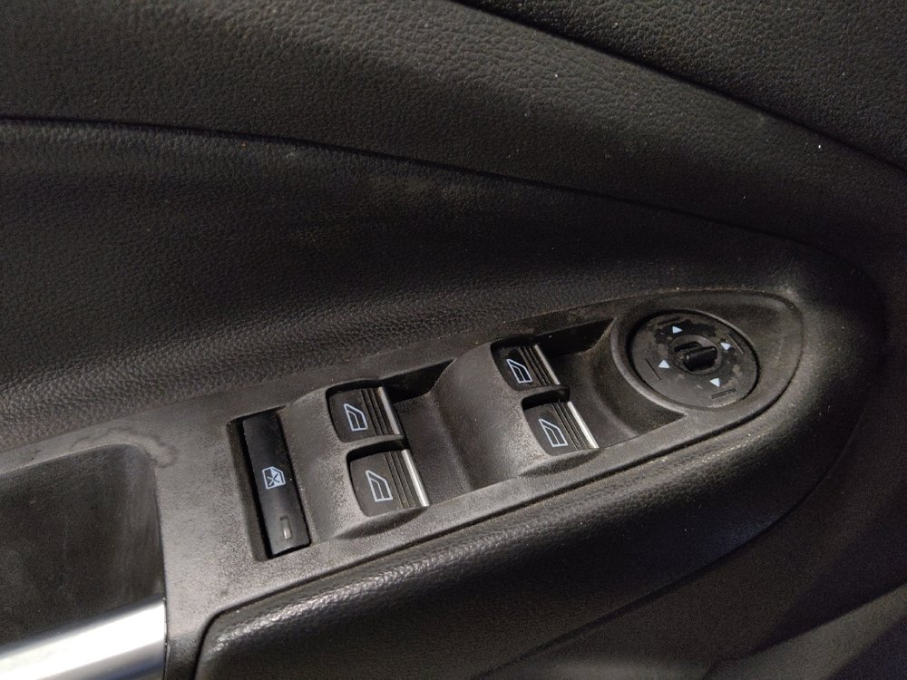 Used 2019 Ford Escape SEL FWD image 27