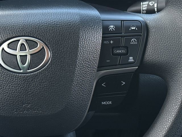 Used 2025 Toyota Camry LE image 15