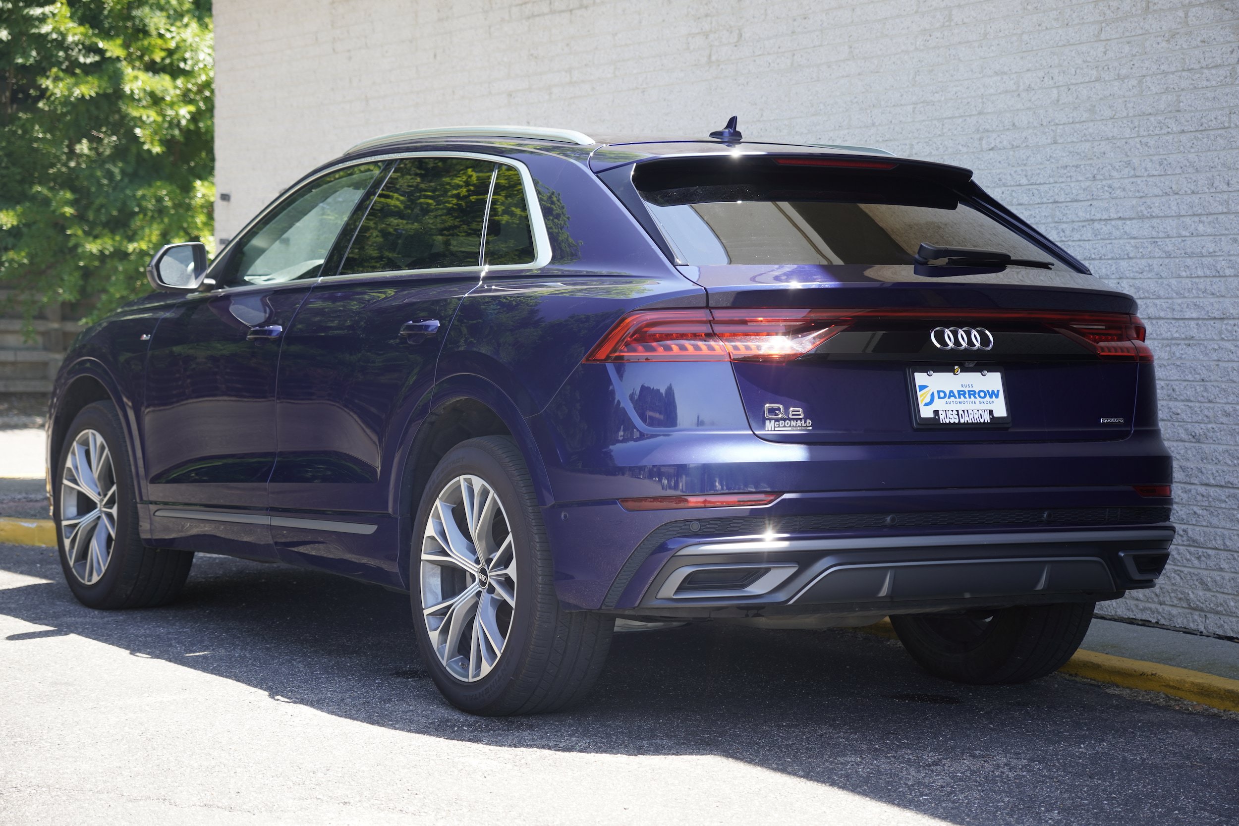Used 2022 Audi Q8 Premium Plus AWD/4WD image 5