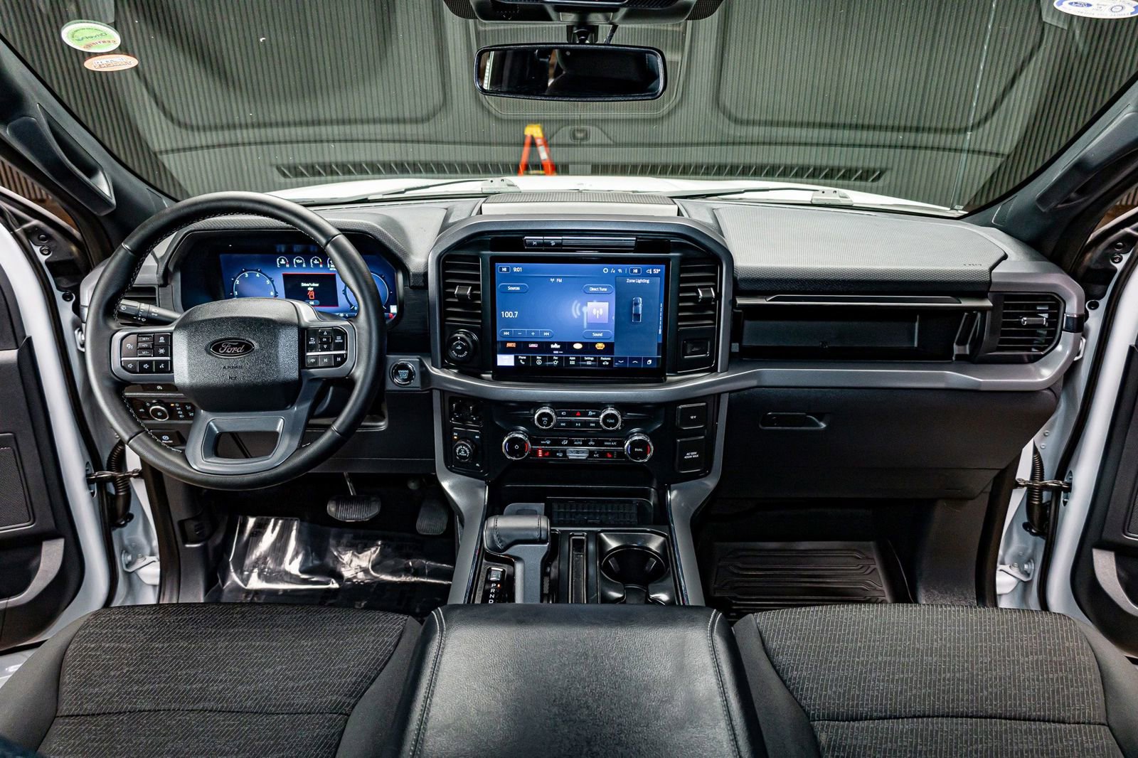 Used 2025 Ford F150 XLT w/ Equipment Group 302A MID image 18