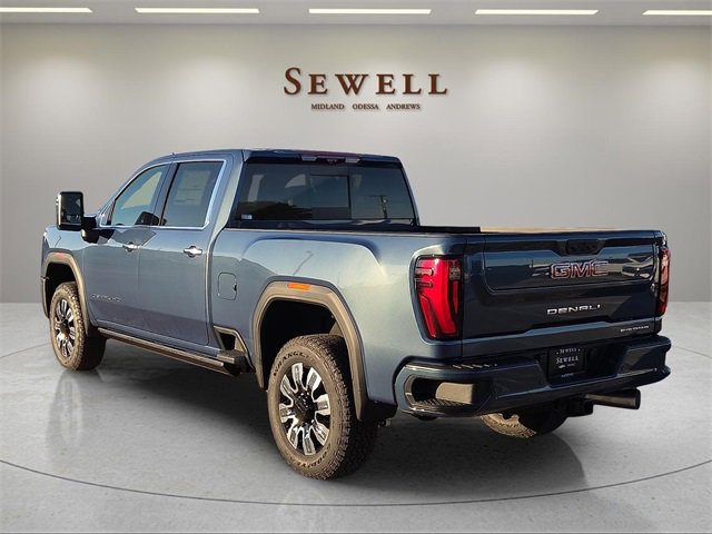 New 2026 GMC Sierra 2500 Denali w/ Denali Reserve Package image 3