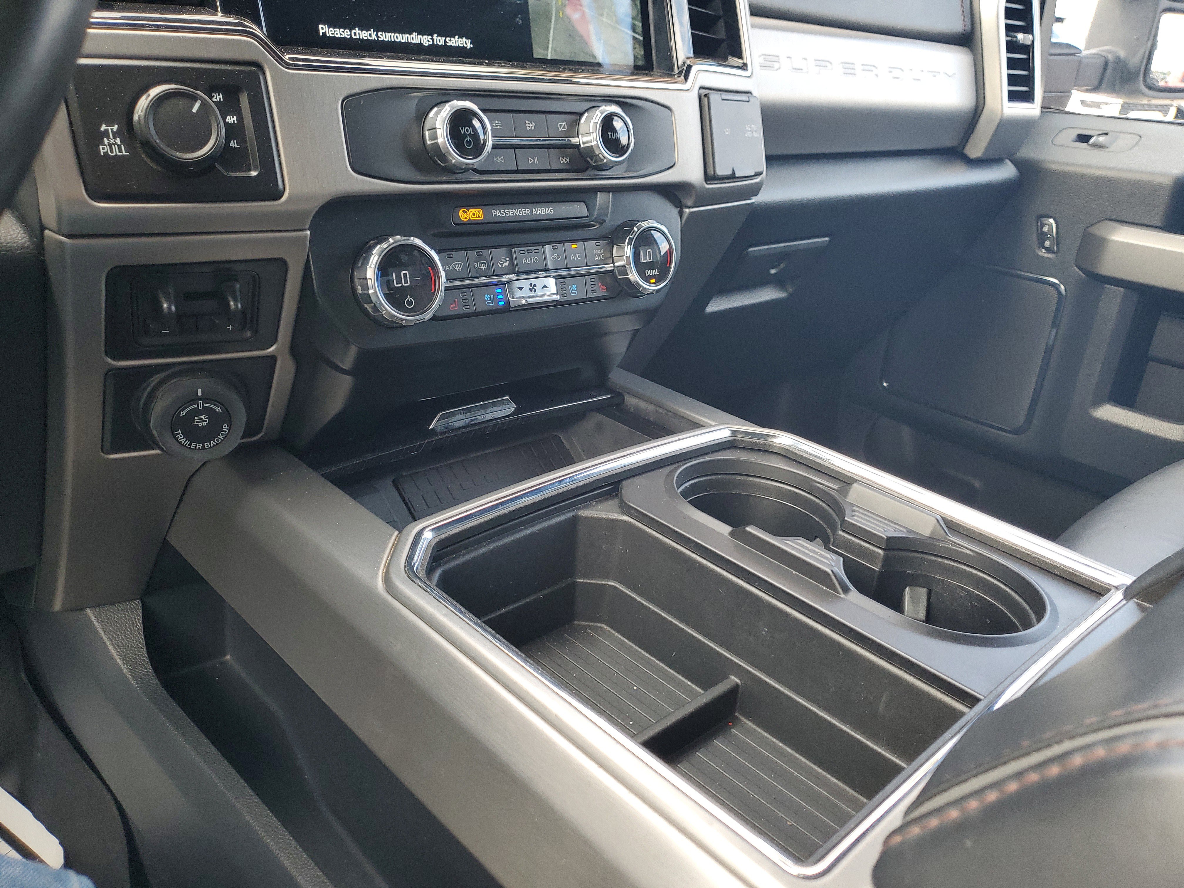 Used 2022 Ford F250 Platinum w/ Tremor Off-Road Package image 26