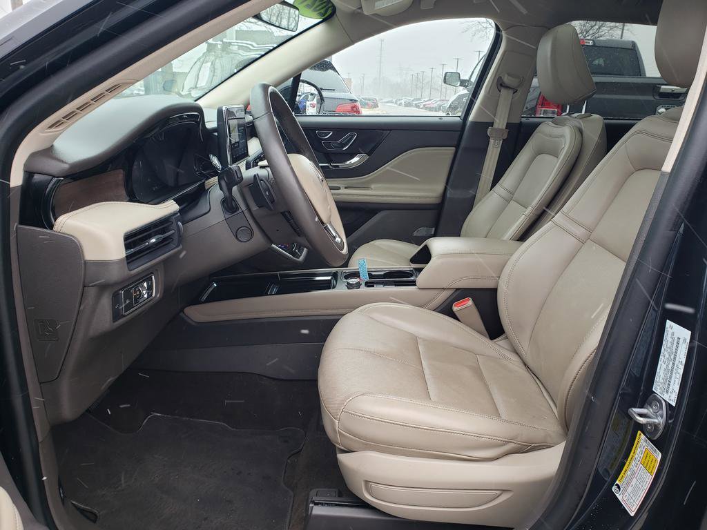 Used 2021 Lincoln Corsair Reserve w/ Elements Package image 29