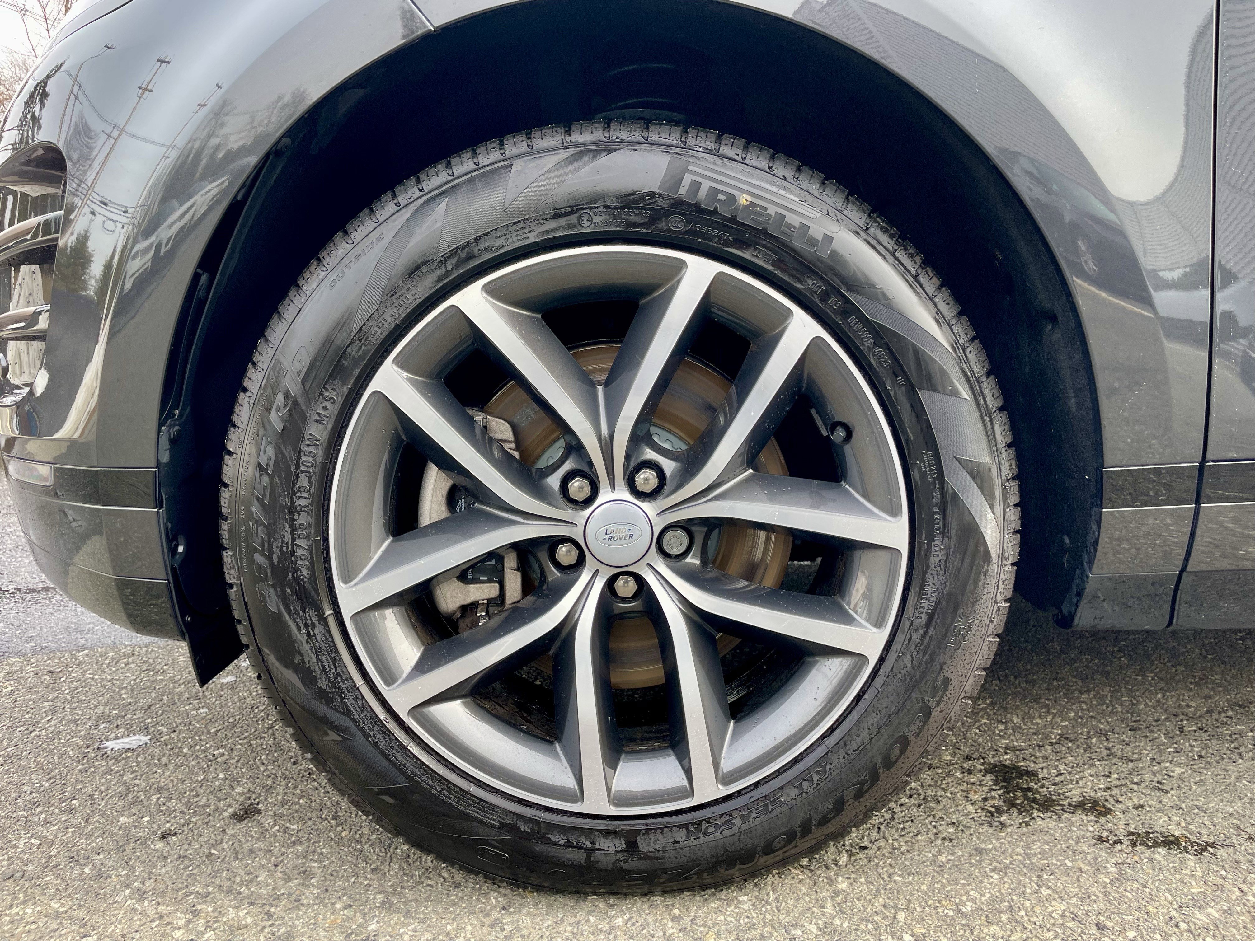 Certified 2024 Land Rover Range Rover Evoque Dynamic SE image 9