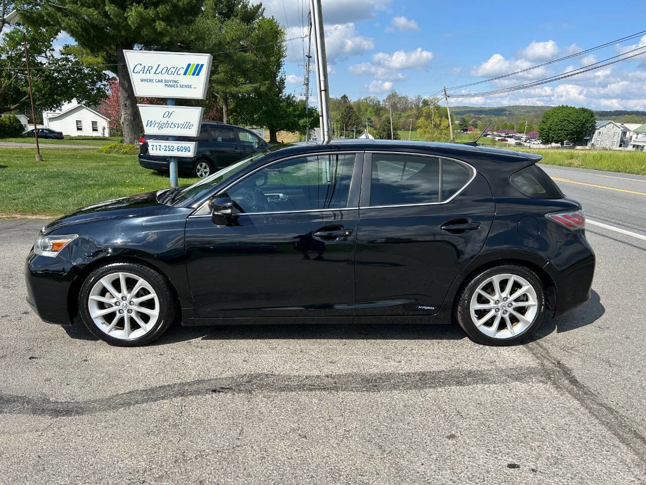 Used 2013 Lexus CT 200h FWD image 7