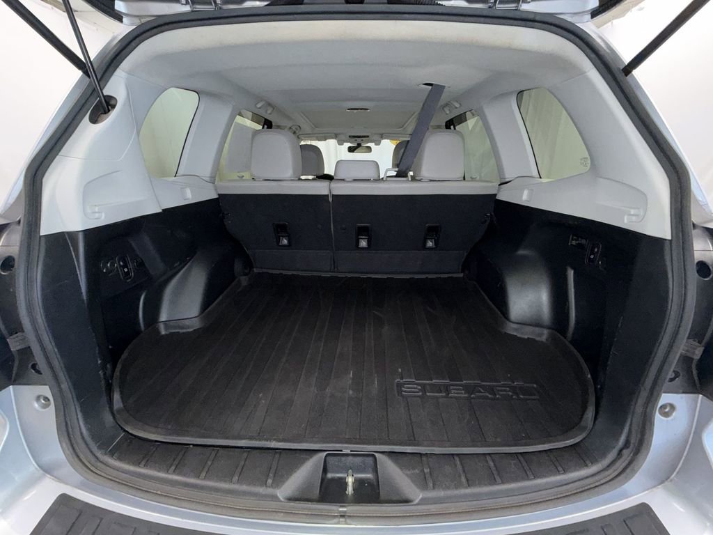 Used 2016 Subaru Forester 2.5i Touring w/ Eyesight & Navigation System AWD/4WD image 16