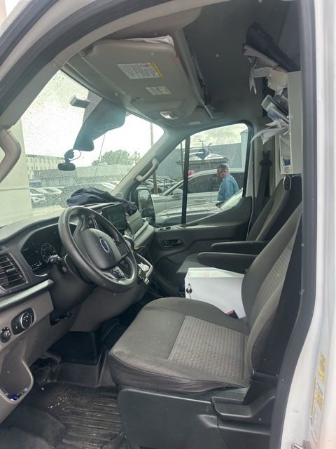 Used 2020 Ford Transit 250 Medium Roof image 12