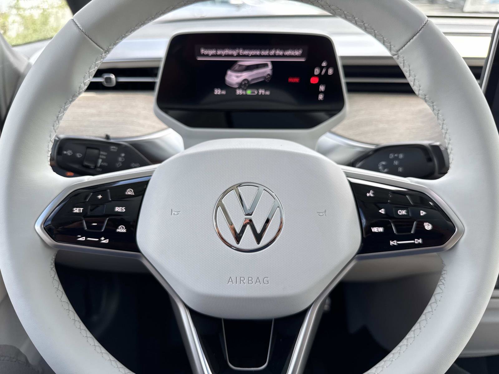 New 2025 Volkswagen ID. Buzz Pro S Plus image 15