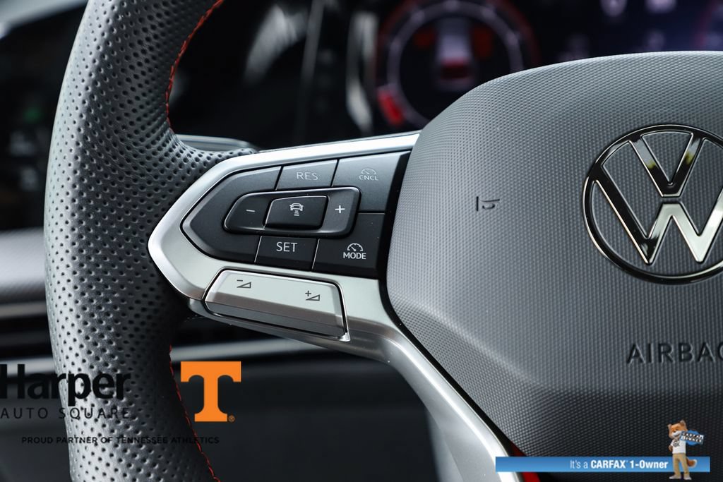 Used 2025 Volkswagen GTI SE FWD image 59