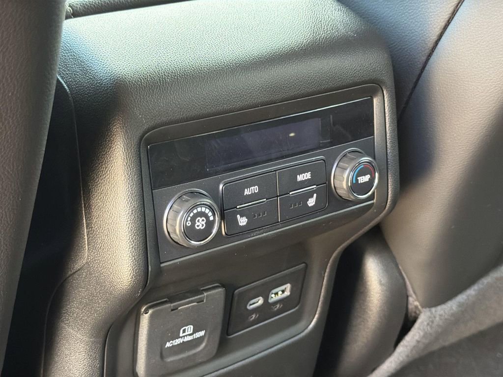 Used 2023 GMC Acadia SLT w/ Preferred Package image 24