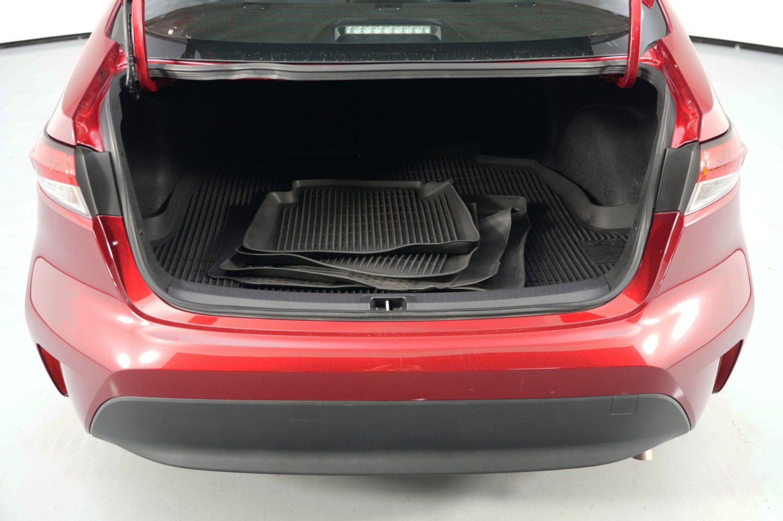 Used 2025 Toyota Corolla LE image 9