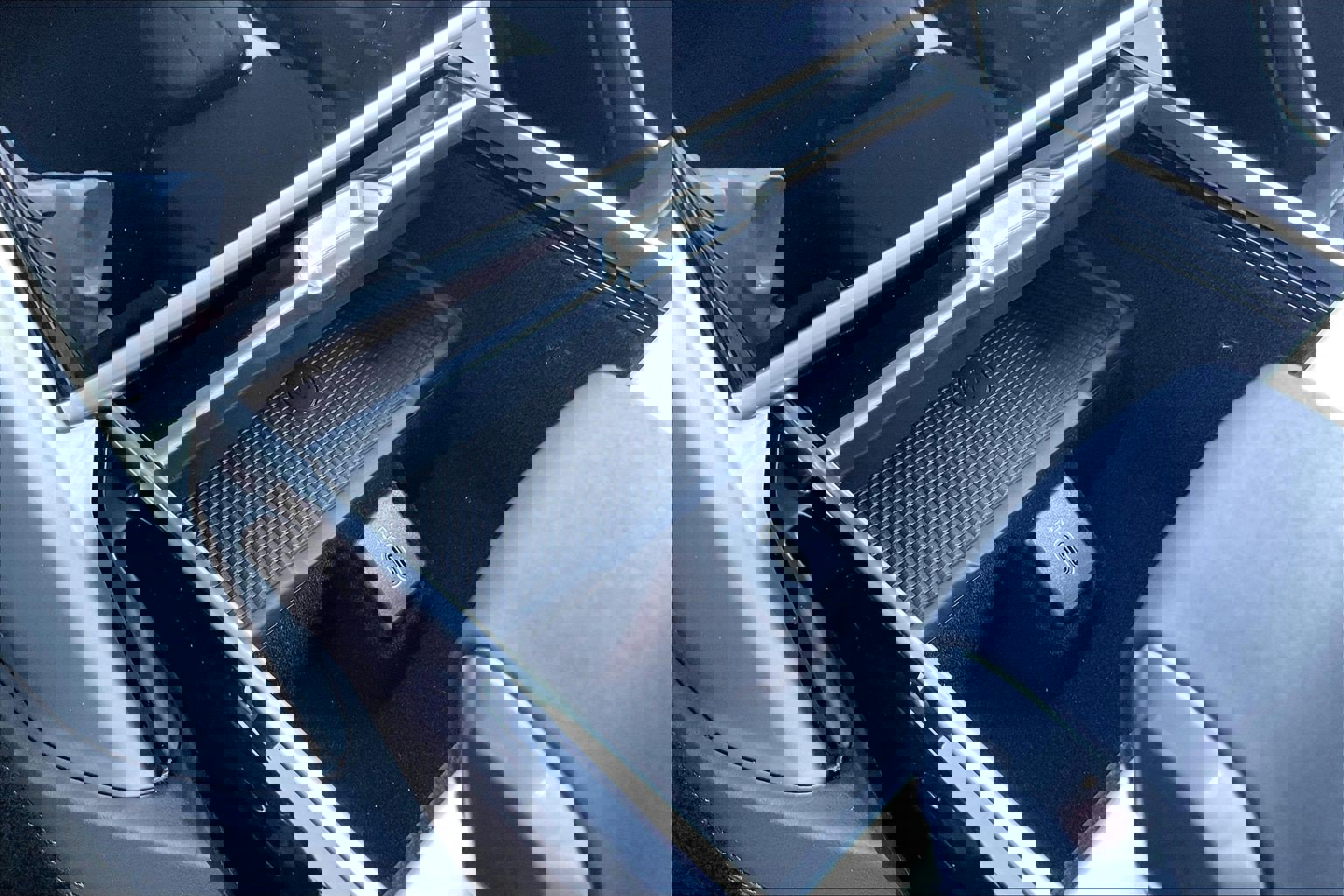 New 2026 Land Rover Range Rover SE image 23